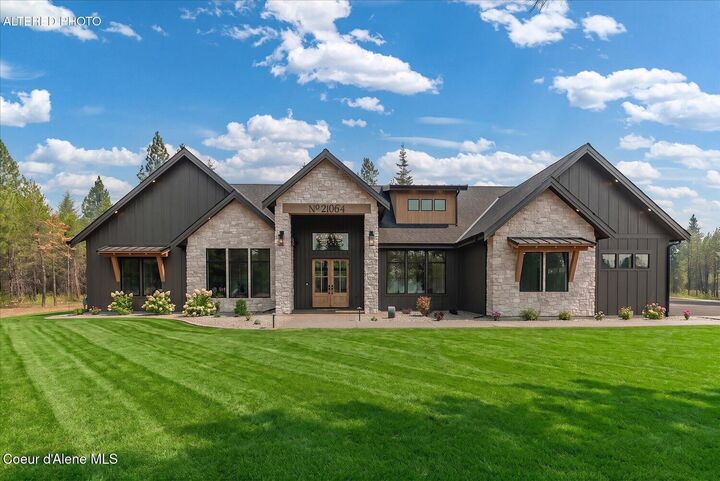 Property Photo: 21064 N Ranch View Dr ID 83858