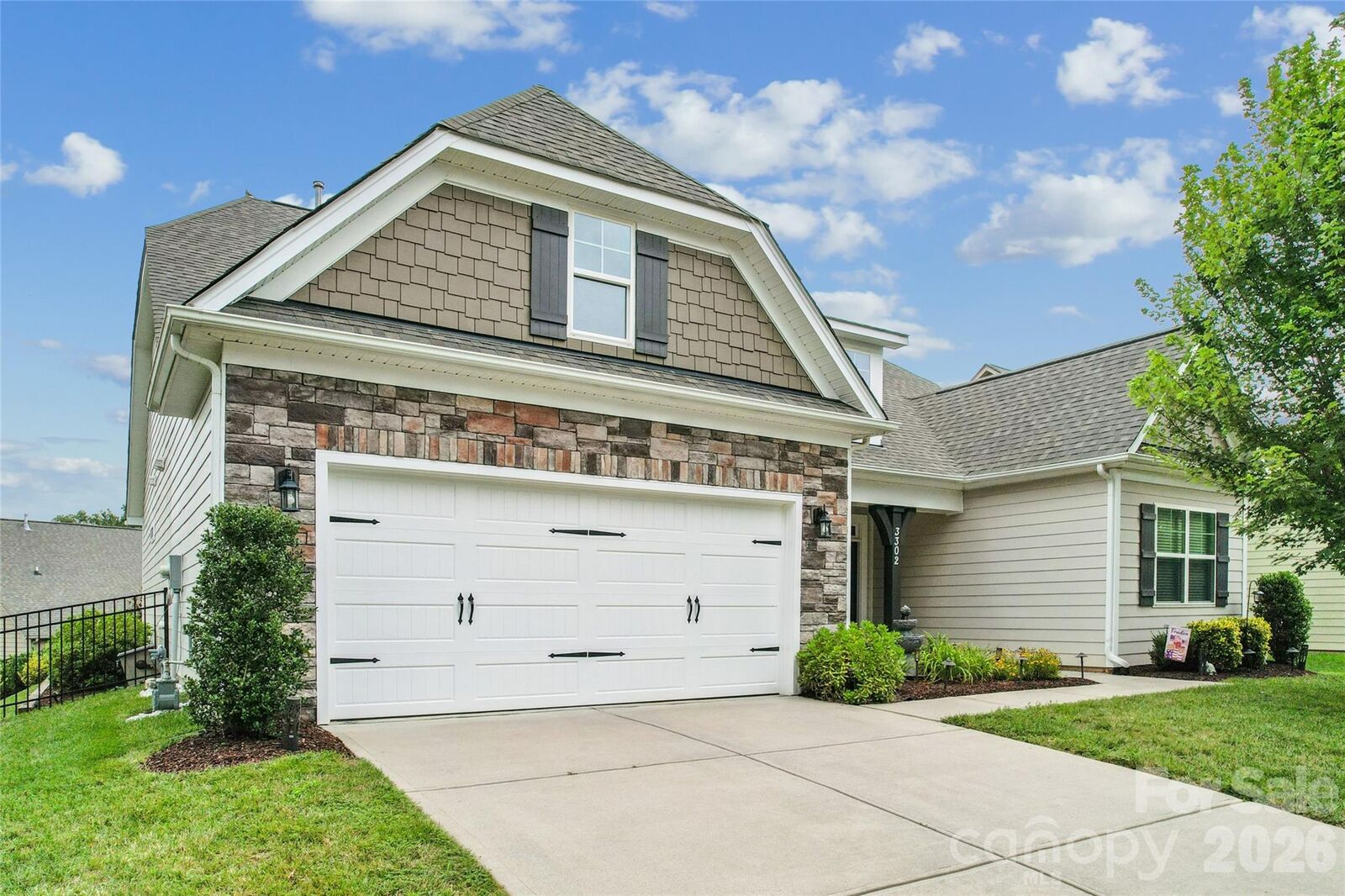 Property Photo: 3302 Lock Erne Avenue NC 28081