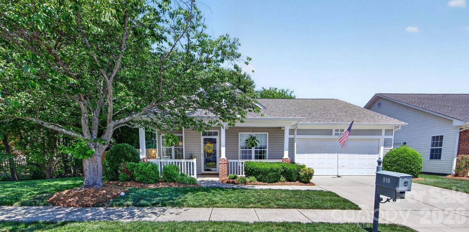 Property Photo: 510 Ridgely Green Drive NC 28134