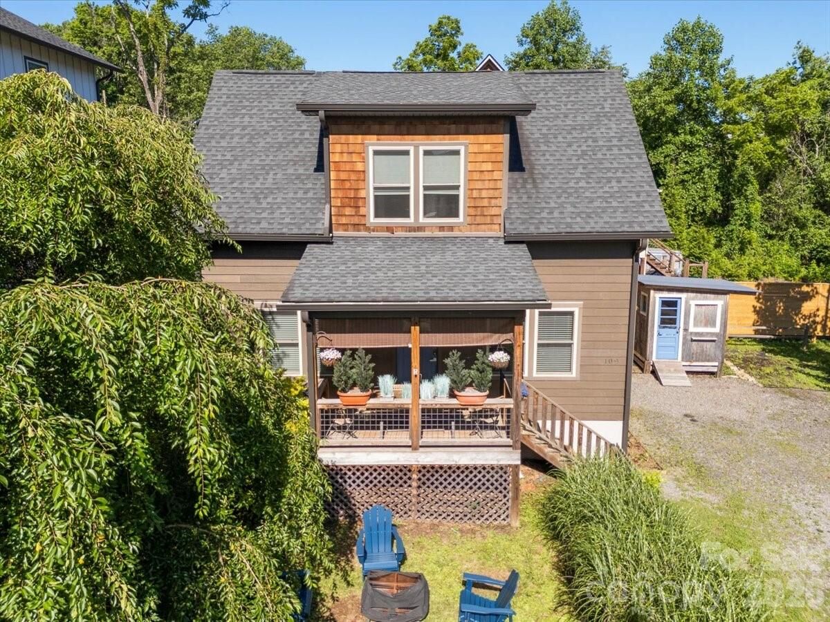 Property Photo: 109 Portmanvilla Road NC 28711