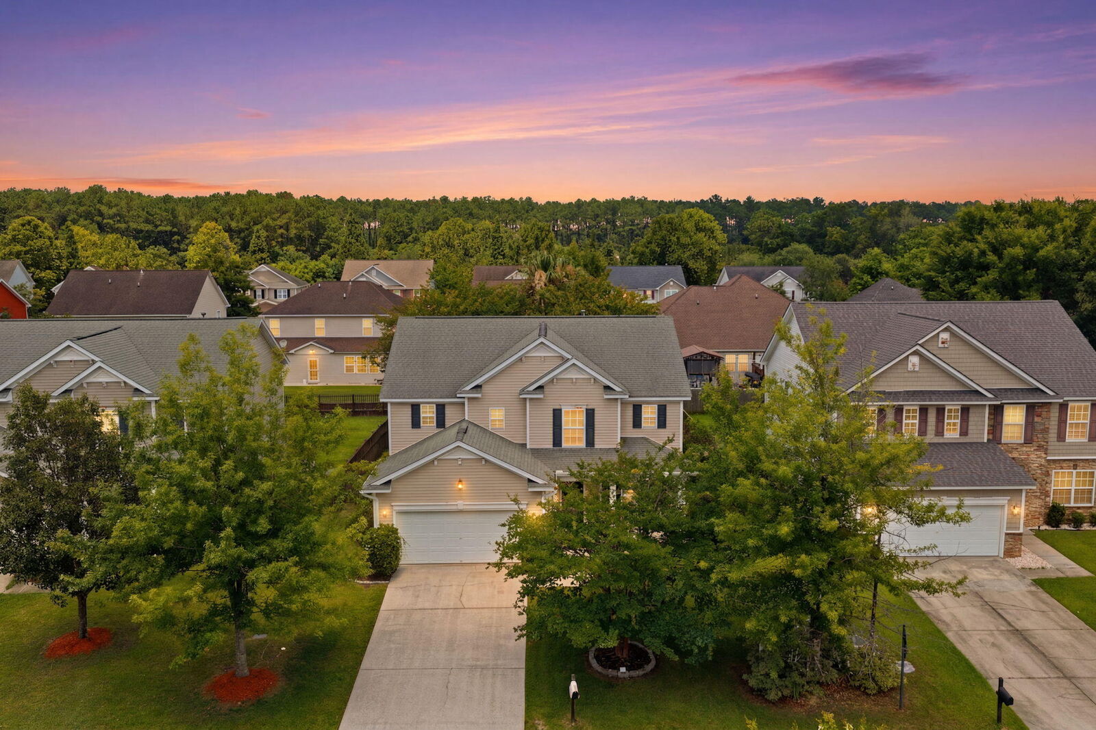 Property Photo: 406 Glenmore Drive SC 29461