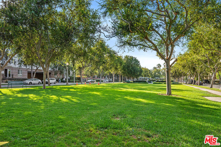 Property Photo: 6400 Crescent Park CA 90094