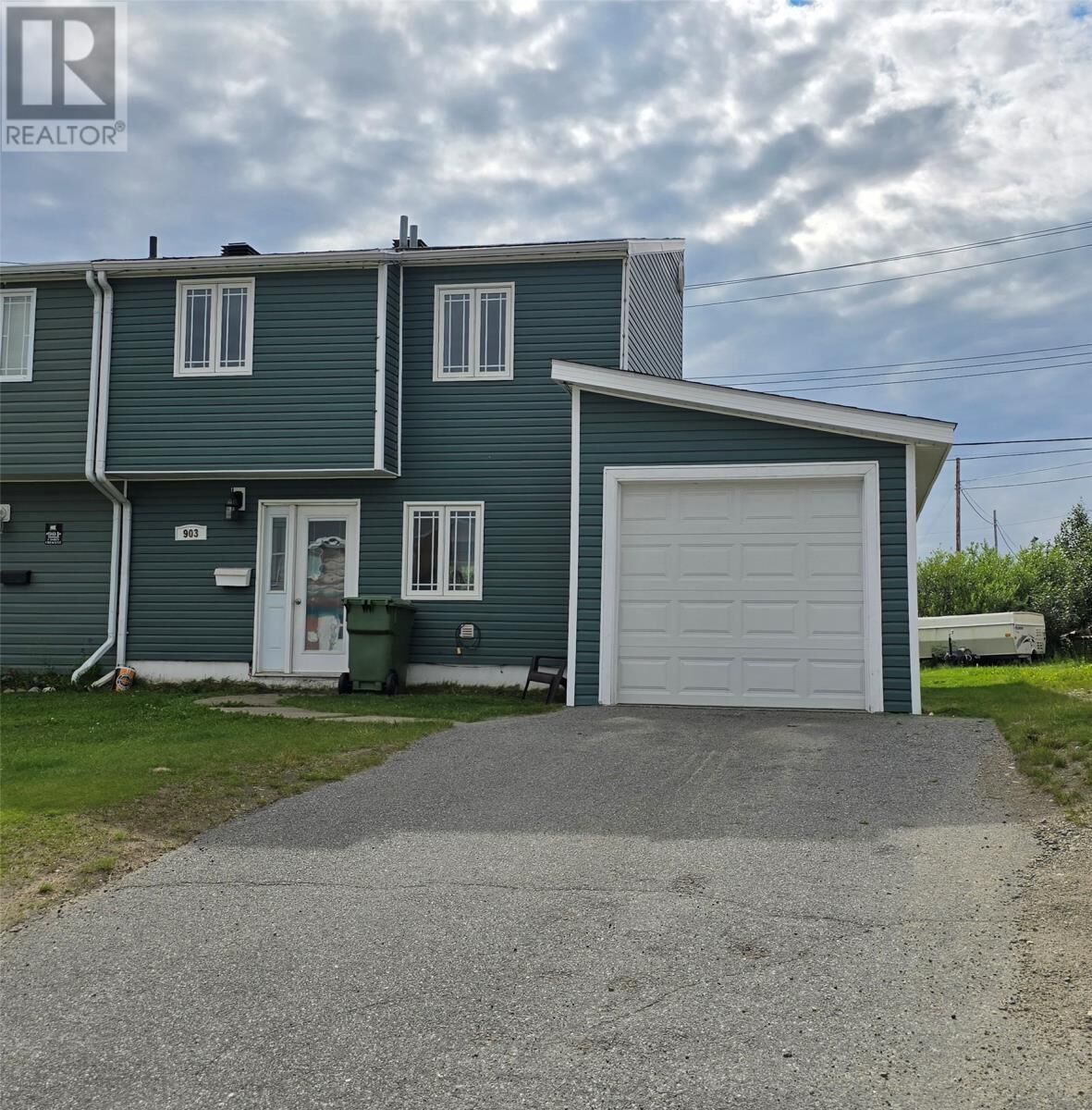 Property Photo: 903 Cashin Crescent NL A2V 2X3