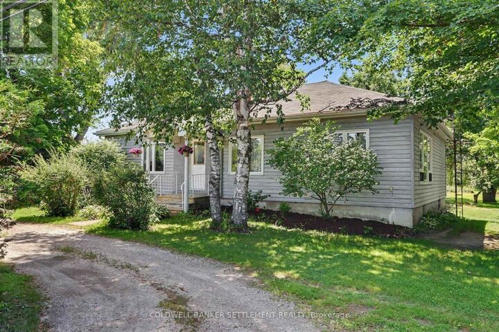 6411 43 Highway — photo 1