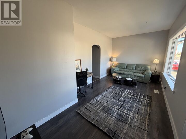 Property Photo: 1113 Walsh St ON P7E 4V2