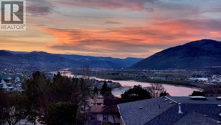 Property Photo: 255 Pemberton Terrace 37 BC V2C 6R2