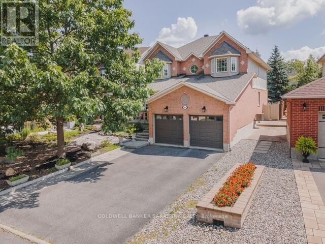 Property Photo: 2884 Brigham Way ON K1T 3Y8