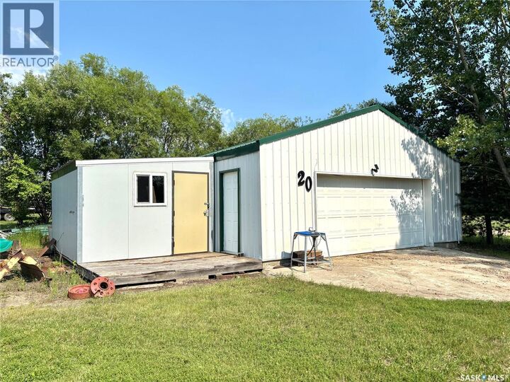 Property Photo:  20 Gaddesby Crescent  SK S0M 0L0 