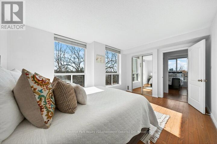 Property Photo:  107 Bagot Street 501  ON N1H 8H5 
