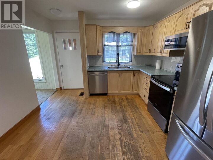Property Photo: 174 Axmith Ave ON P5A 1C1