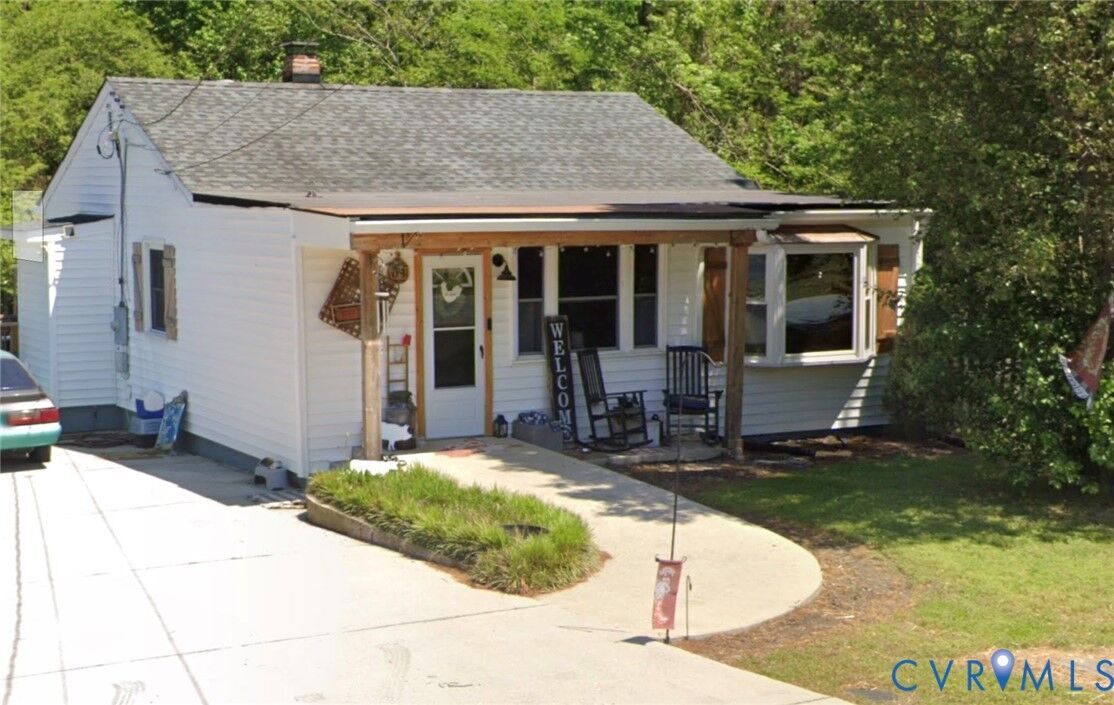 Property Photo: 15911 Edgewood Drive VA 23831