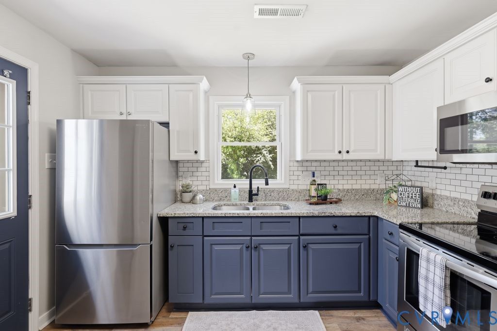 Property Photo:  15911 Edgewood Drive  VA 23831 