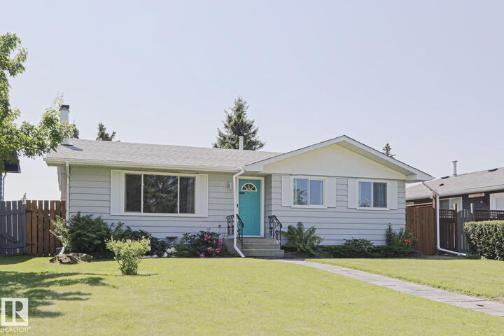 Property Photo: 2 Beechmont Avenue AB T7X 1C7
