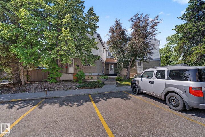 895 Erin Place NW — photo 1