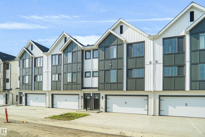 Property Photo: 17319 5 Street NE 62 AB T5Y 4G1