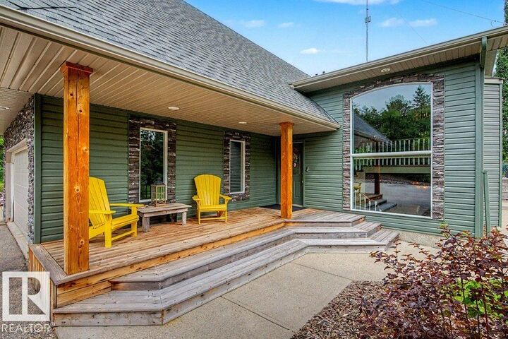 Property Photo: 51124 Rge Road 264 2 AB T7Y 1E8