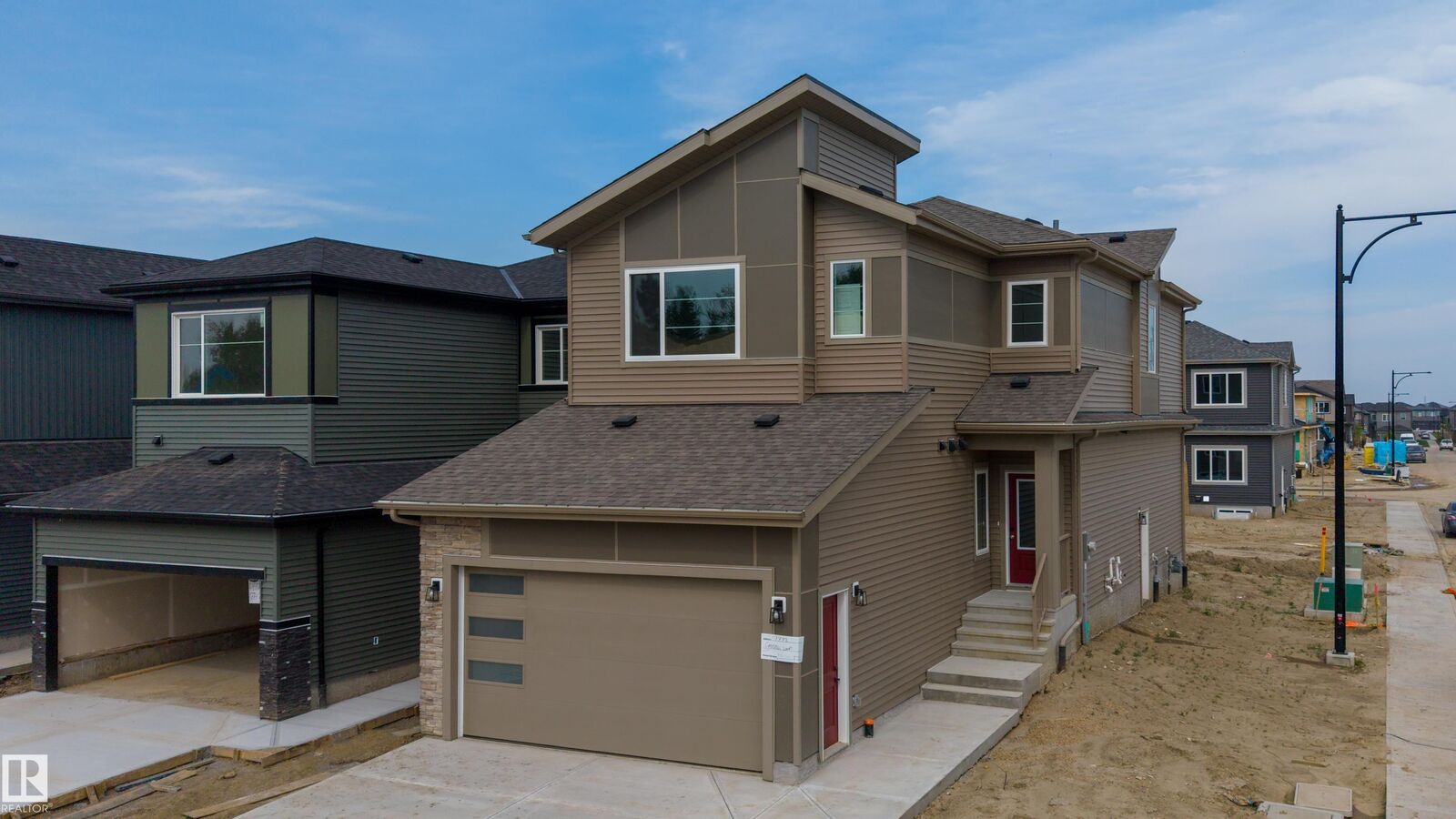 Property Photo: 1772 Crossbill Loop NW AB T5S 0Y4