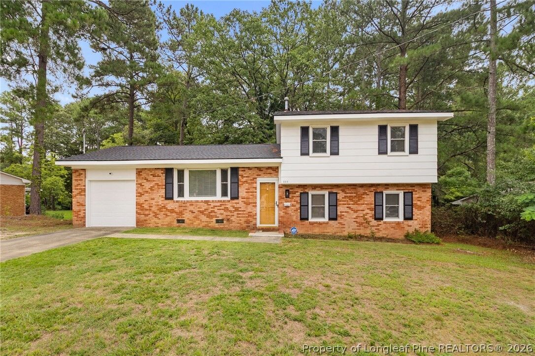 Property Photo:  3516 Cranbrook Drive  NC 28301 