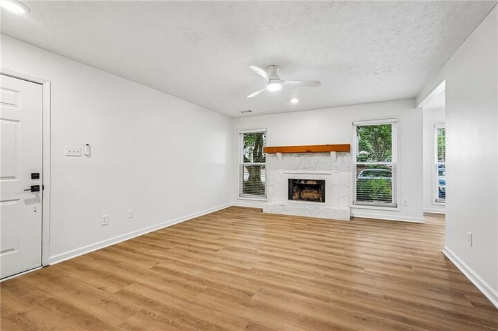 Property Photo:  1001 Lake Pointe Circle  GA 30075 
