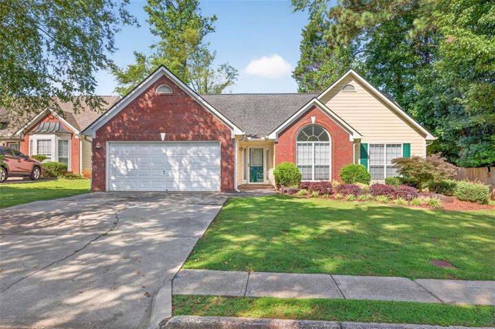 Property Photo:  490 Sunnyside Drive  GA 30044 