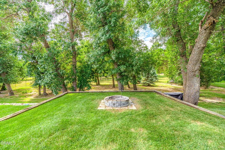 Property Photo: 4049 Downing Street ND 58504