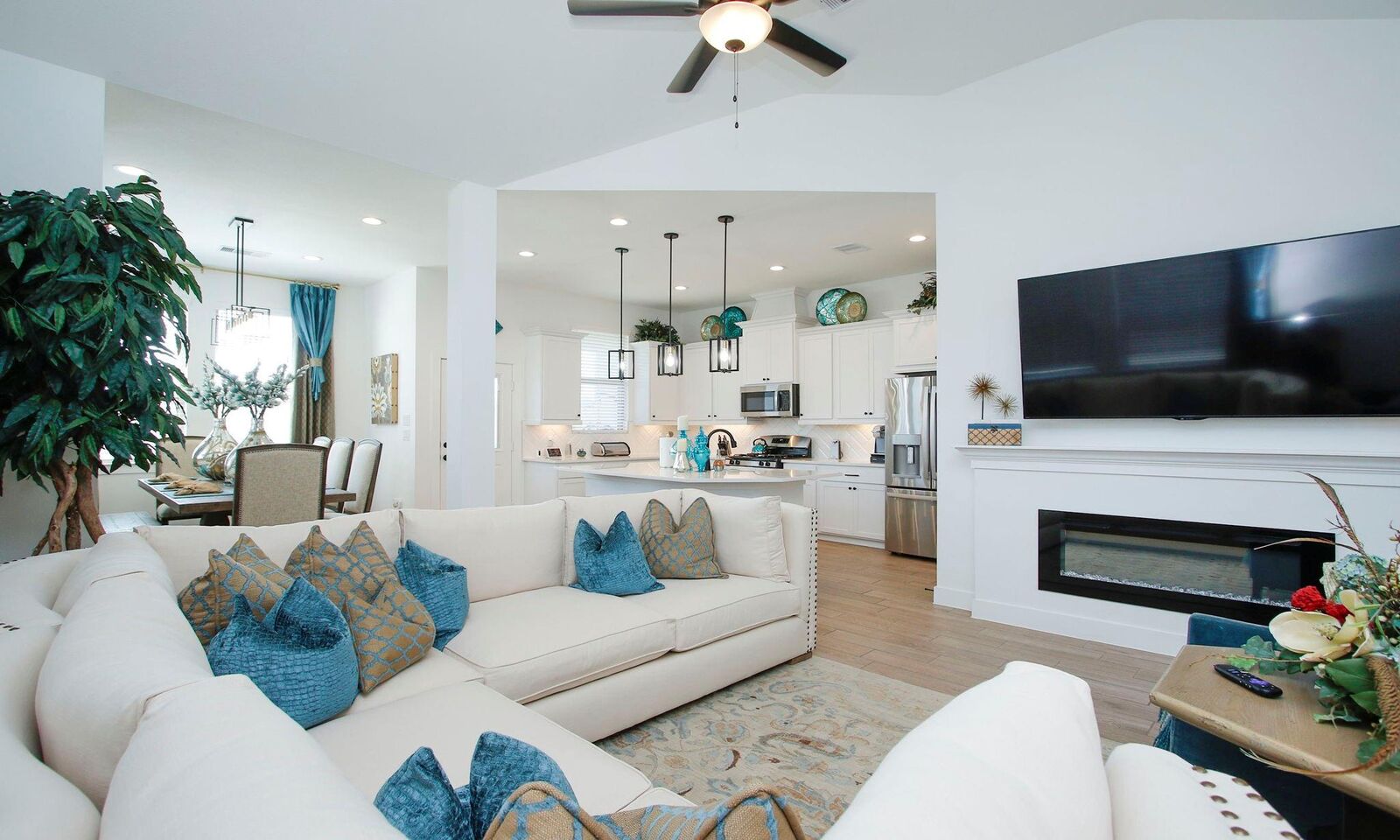 Property Photo: 9406 Harvest Bay Court TX 77459