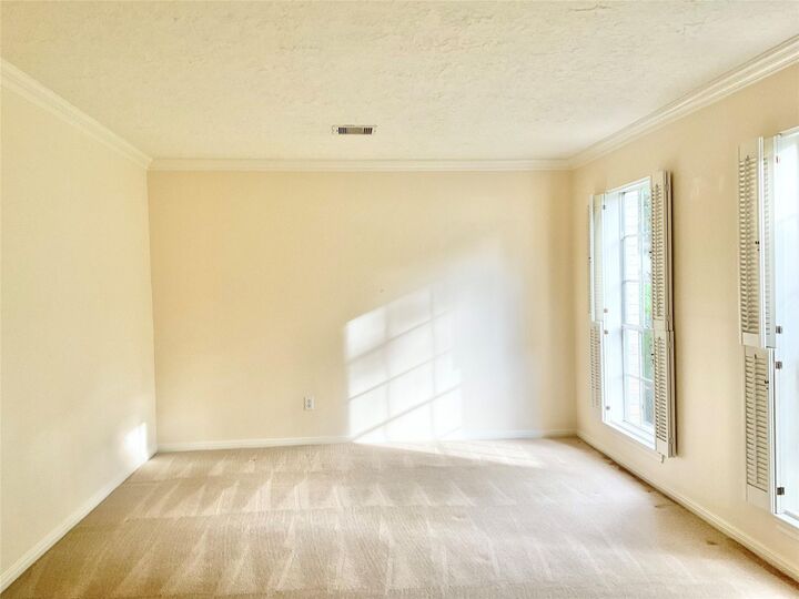 Property Photo: 1022 Oak Leaf Street TX 77571