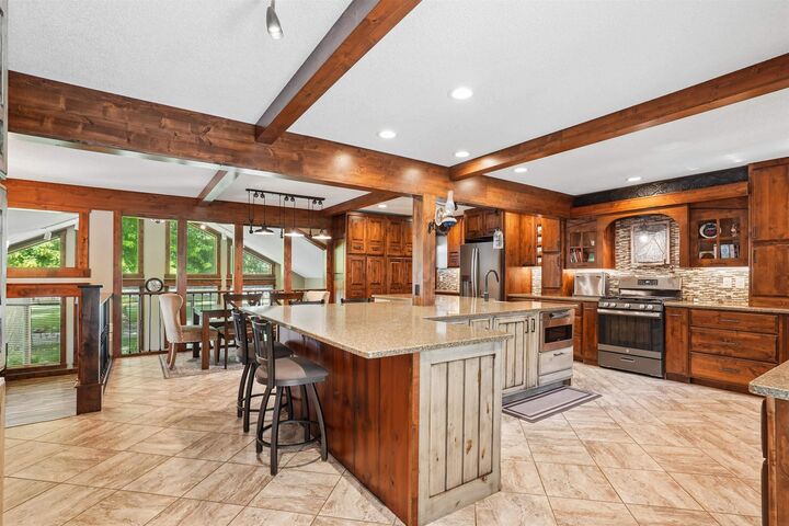 Property Photo:  2317 S Frederick Avenue  IA 50662 