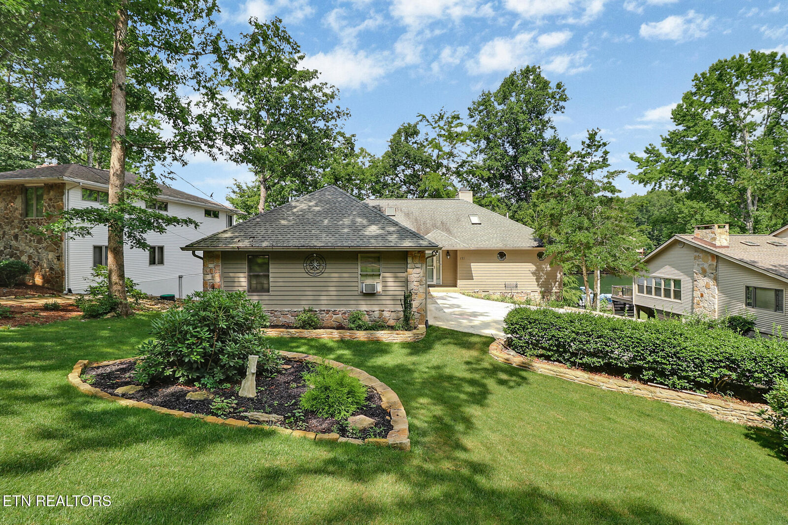 Property Photo: 171 Meadowview Drive TN 38558