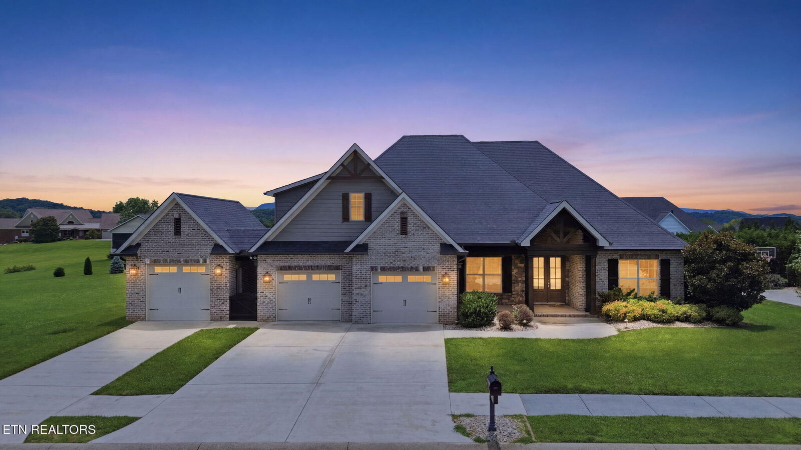 Property Photo: 1319 Rippling Waters Circle TN 37876