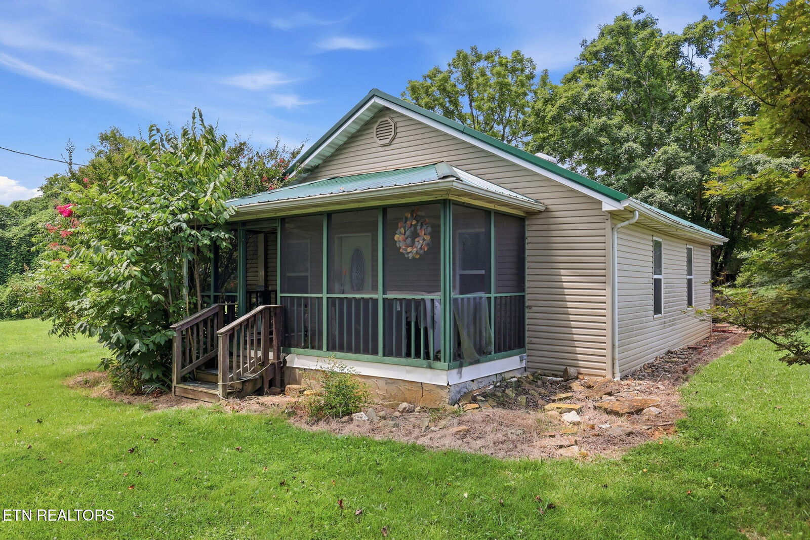 Property Photo: 609 Tipton Station Rd TN 37920
