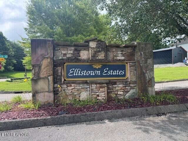 Property Photo: 7107 Windwhisper Blvd TN 37924