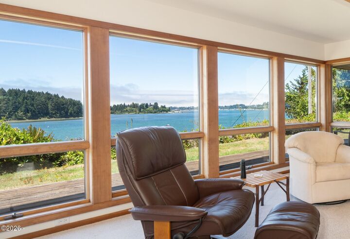 Property Photo: 3863 Yaquina Bay Road OR 97365