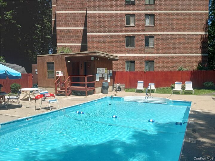 Property Photo: 1374 Midland Avenue 214 NY 10708