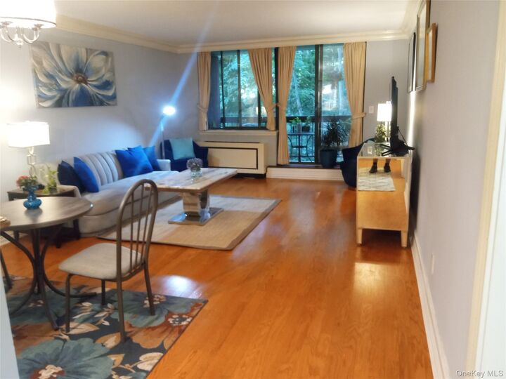 Property Photo:  1374 Midland Avenue 214  NY 10708 