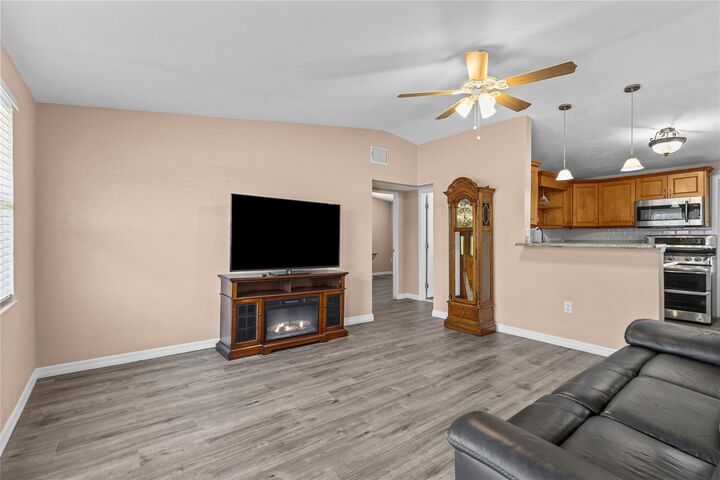 Property Photo:  4065 Asbury Place  FL 34233 
