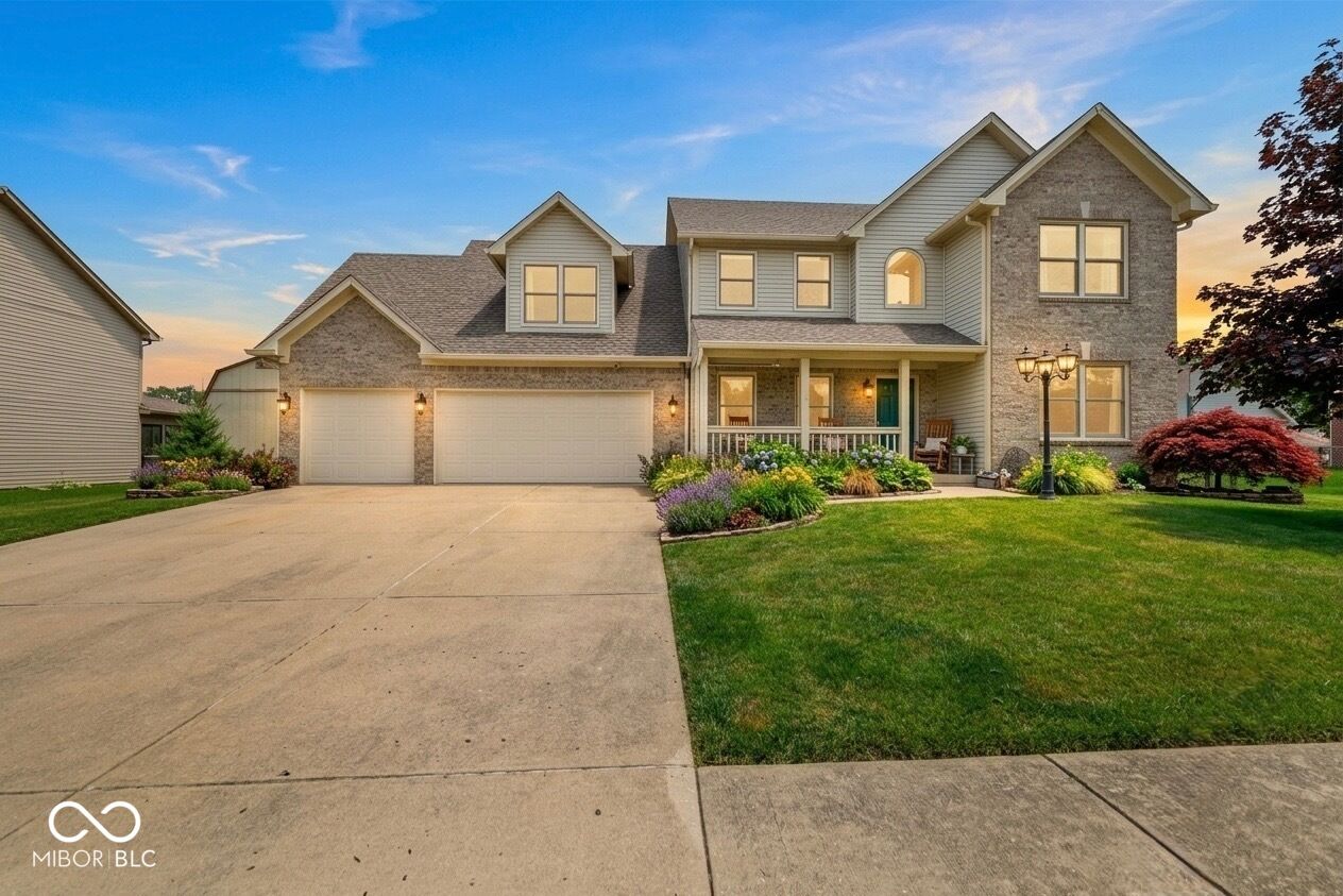 Property Photo:  7975 Meadow Bend Circle  IN 46259 