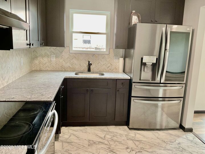 Property Photo: 25 Lexington Court NJ 08527