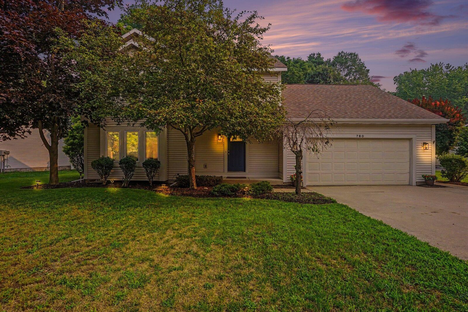Property Photo:  760 Brookridge Drive  MI 49441 