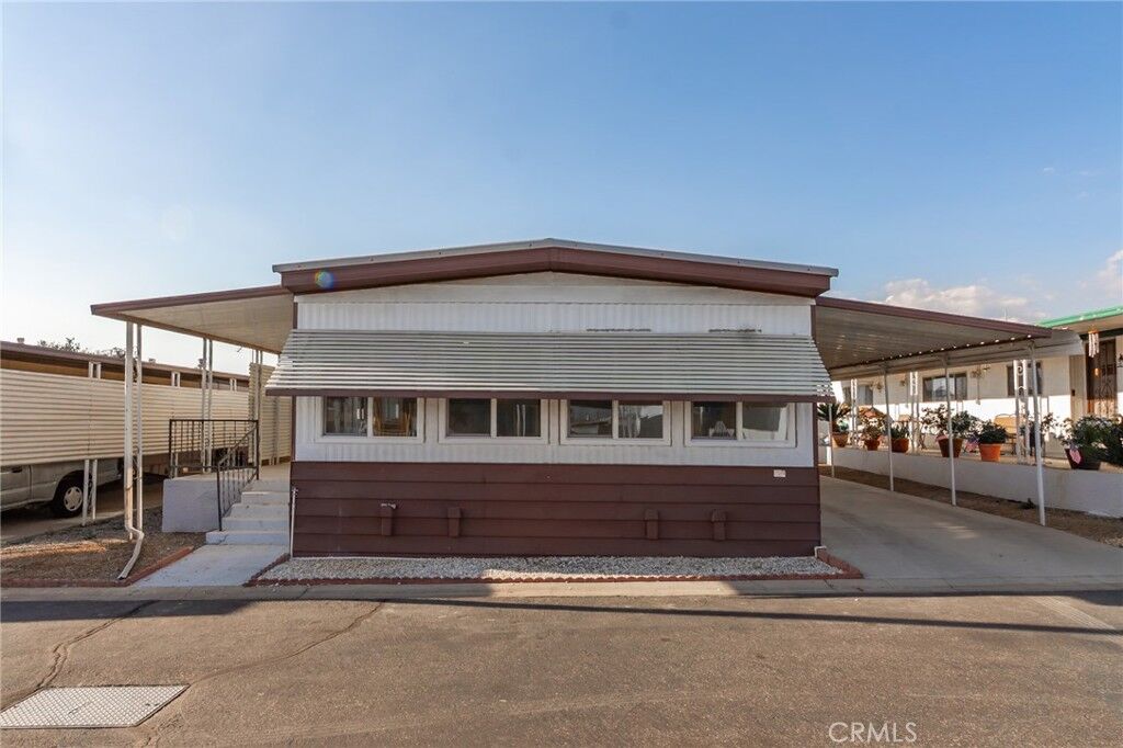 Property Photo: 12700 2nd #8 CA 92399