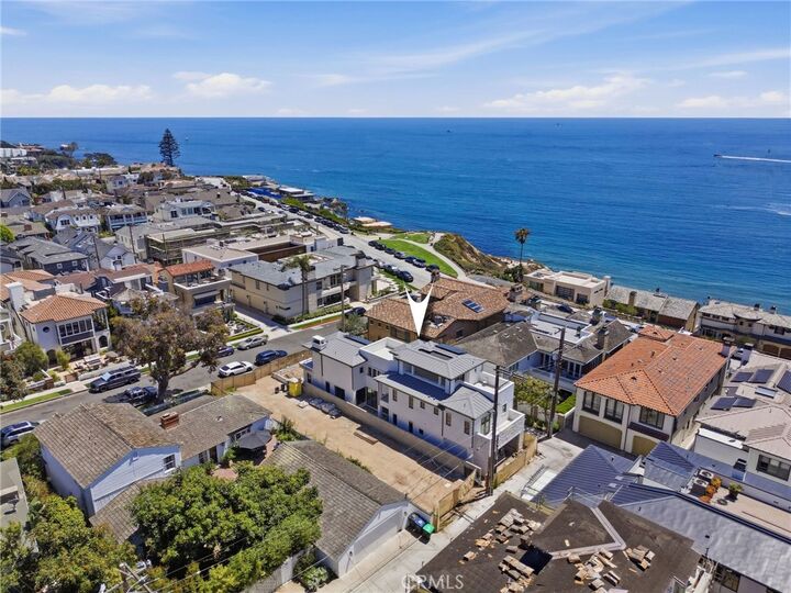 Property Photo:  209 Narcissus Avenue  CA 92625 