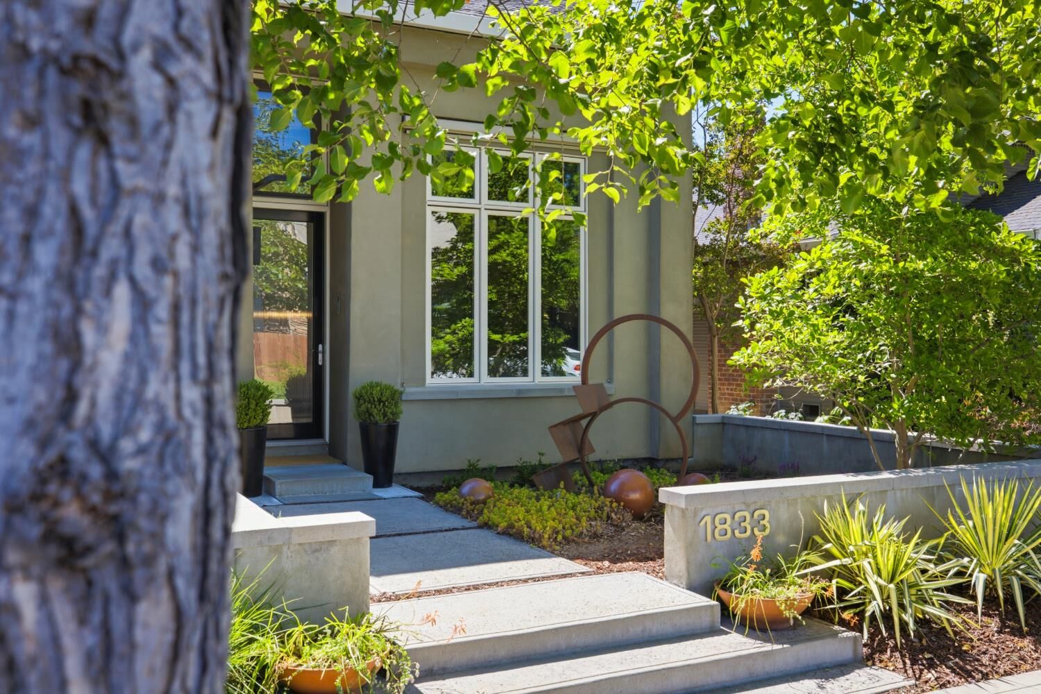 Property Photo: 1833 50th Street CA 95819