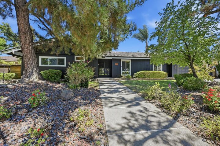 Property Photo: 614 Rivercrest Drive CA 95831