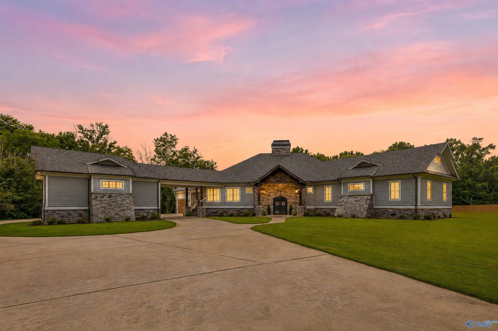 Property Photo: 14535 Dupree Worthey Road AL 35749