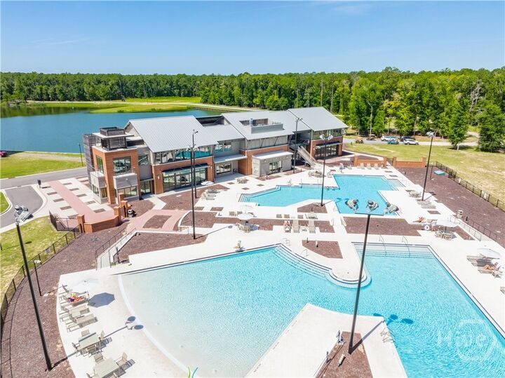 Property Photo: 199 Castnet Cove GA 31324