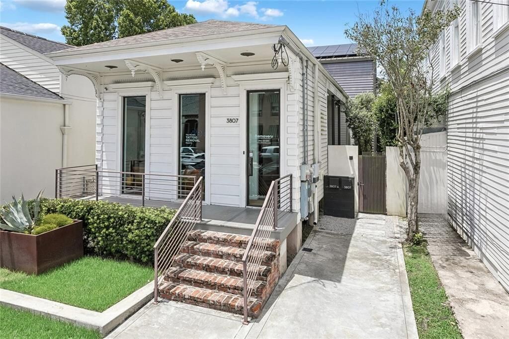 Property Photo: 3807 Magazine Street A LA 70115