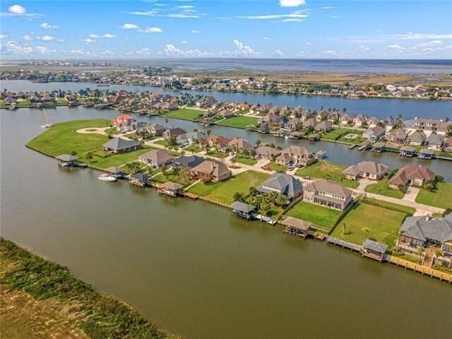 Property Photo:  1541 Regatta Cove  LA 70458 