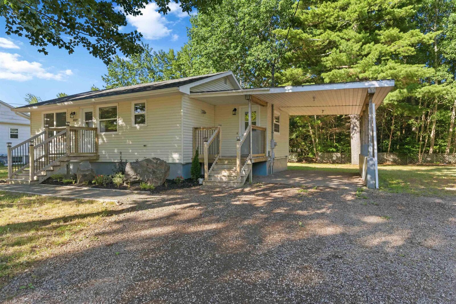 Property Photo: 1003 Glasgow Avenue NS B0P 1R0