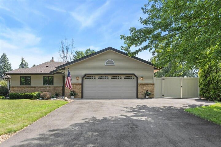 Property Photo:  1309 Fremont Court  MN 55306 