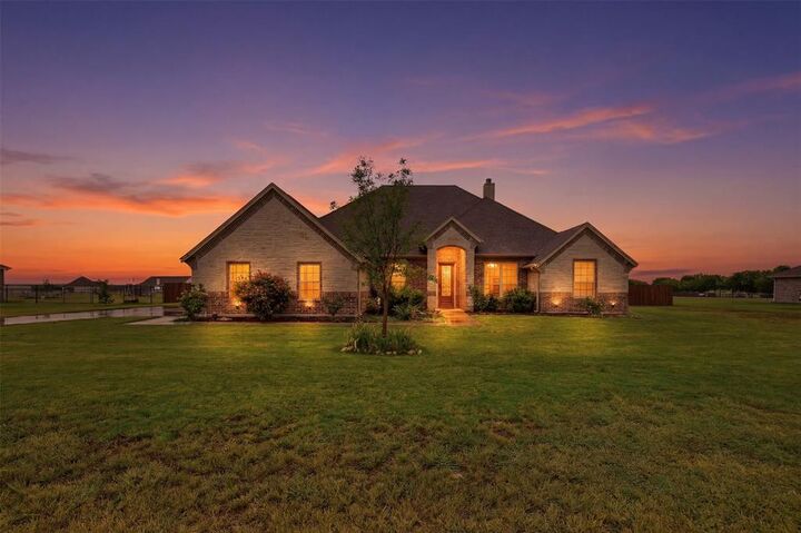 Property Photo: 265 County Road 1105 TX 76093